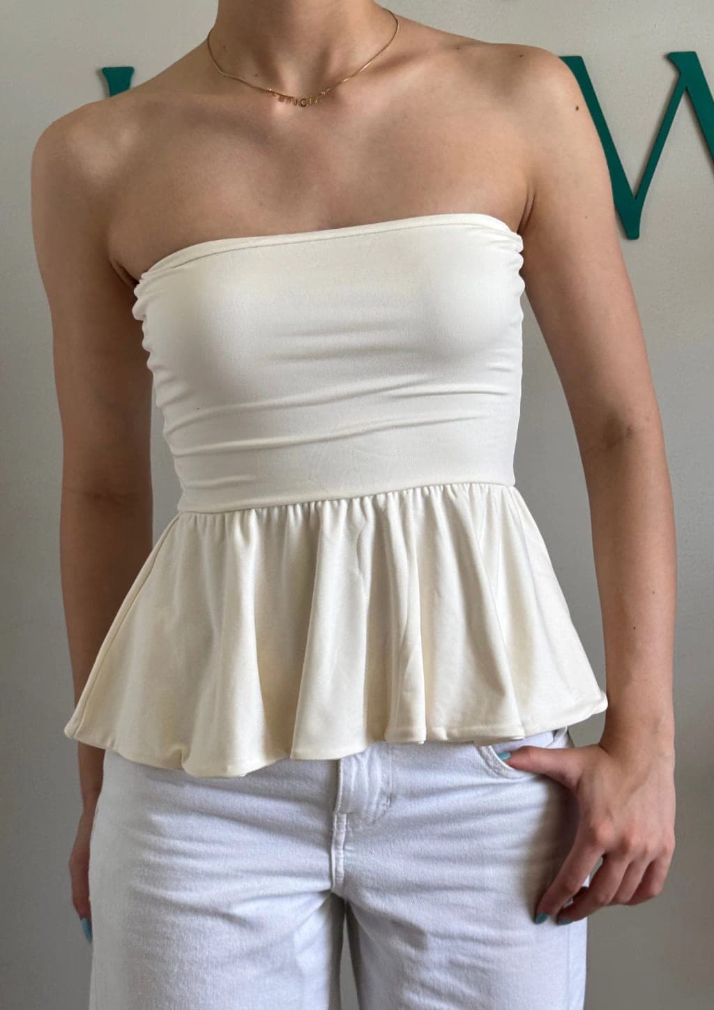 Bata Peplum Creme