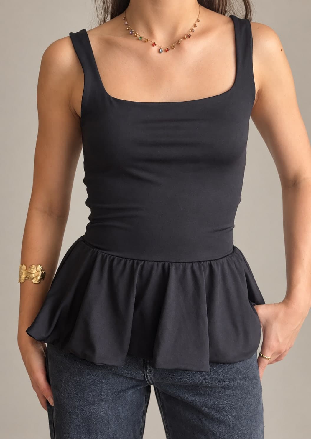 Bata Peplum com alça